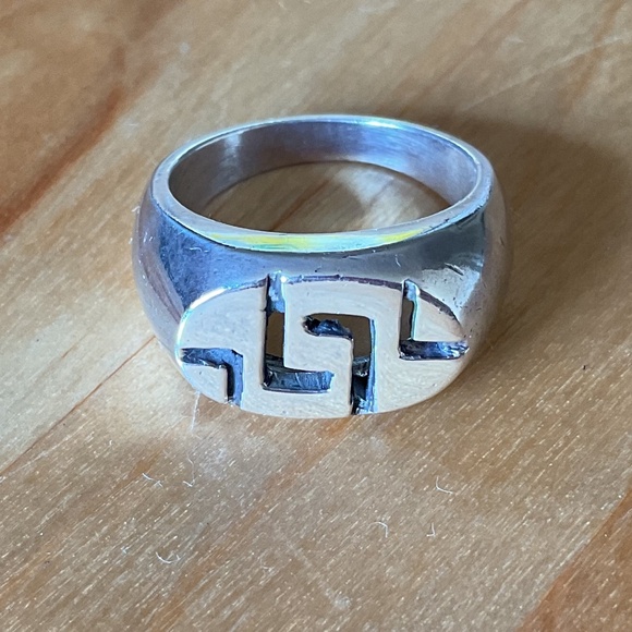NWOT Sterling Silver 925 Greek Key Design Solid Ring Size US 7 - Picture 2 of 11